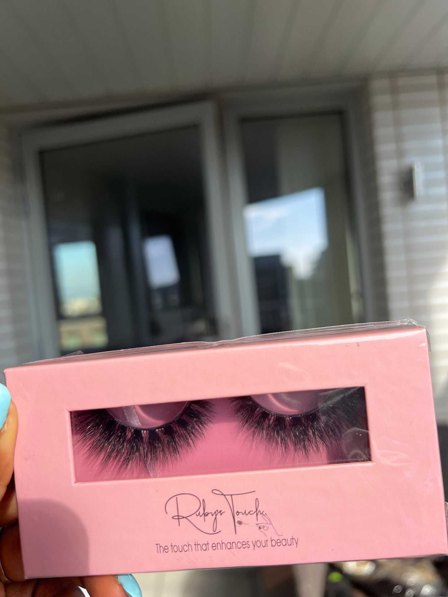 Ruby’s strip lashes